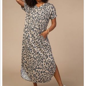 Pinkblush Beige Leopard Print V-Neck Maxi Dress